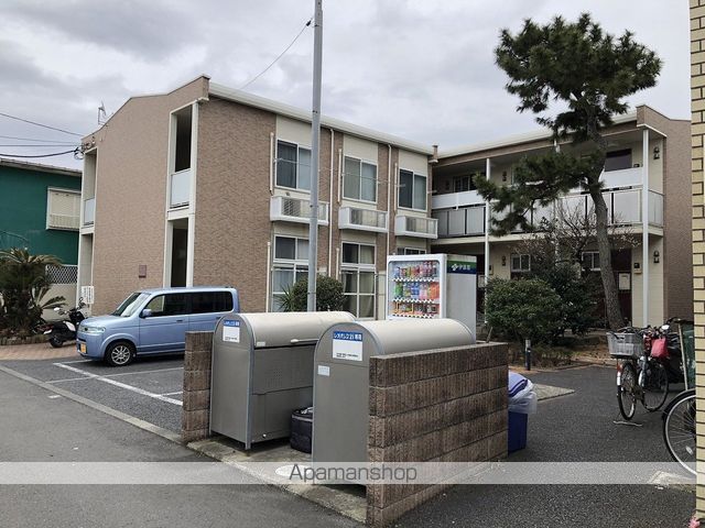 レオパレス松が岡ハイツIIの外観写真