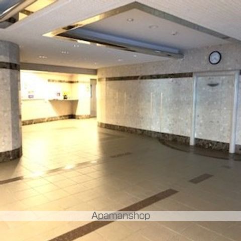 グランコート大津唐崎の玄関写真