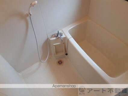 ＦＯＵＮＴＡＩＮ[3LDK/59.4m2]のバス