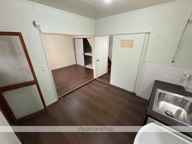 寝屋川市楠根南町テラスの内装写真