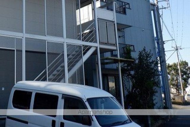レオパレスゴールドSの玄関写真