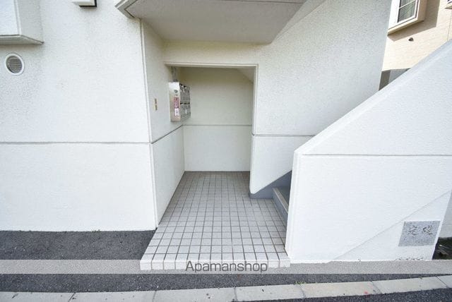 メゾン江波東の玄関写真