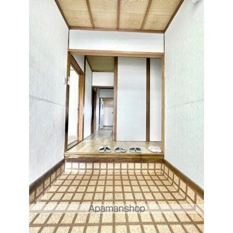レジデンス池田八幡5号館の内装写真