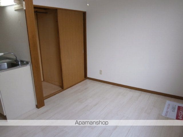 ヒルヴィレッヂ西岡の内装写真
