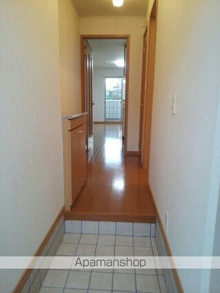 広島県府中市中須町[1R/32.9m2]の玄関