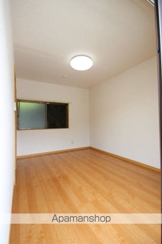 片淵丸尾ハイツD棟の内装写真