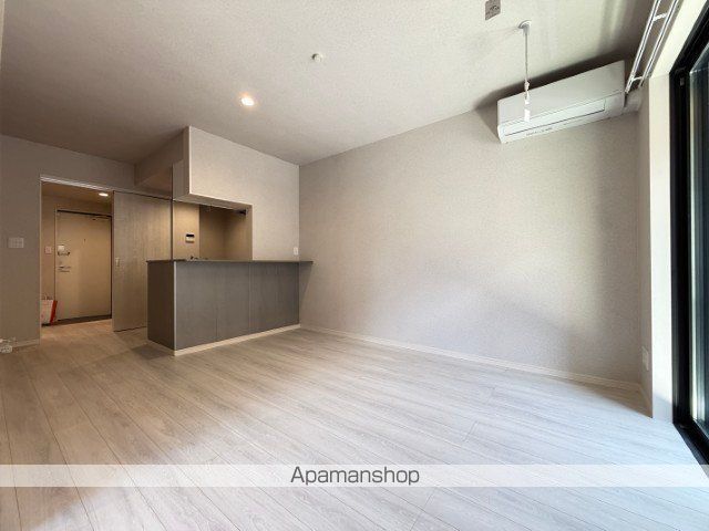 robot home 箱崎宮前IIの内装写真