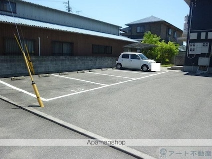 ｃｕｒａｒ・Ｓ[2LDK/55.08m2]の駐車場2