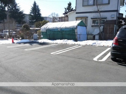 セイバリー　ベル[1LDK/42.04m2]の駐車場