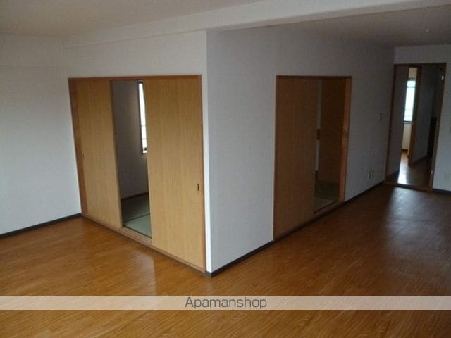 フォレストマンションの内装写真