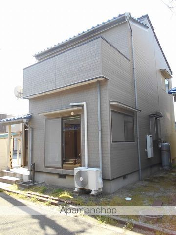 鍋島住宅の外観写真