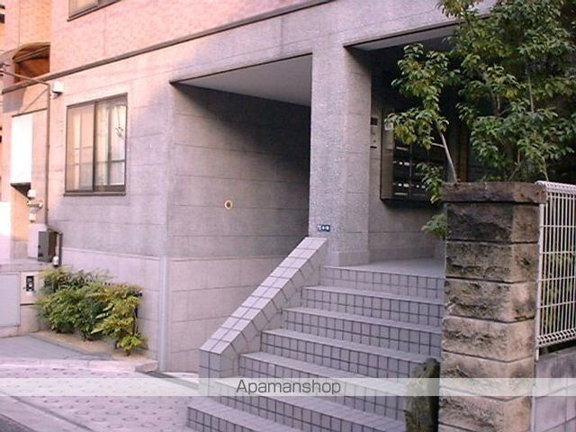 シャルレ早稲田の外観写真