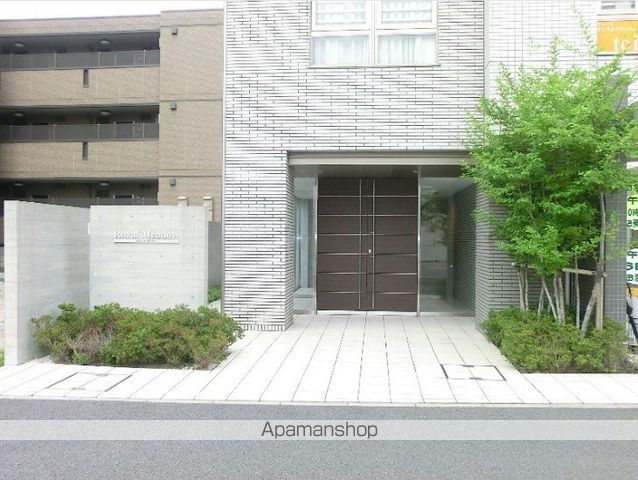 ロイヤルメドゥ北戸田の外観写真