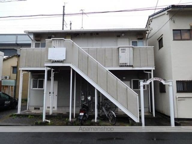 シャンブル三吉の外観写真
