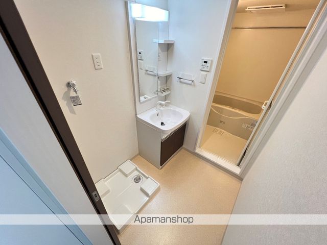 F asecia AMUZ IIの内装写真