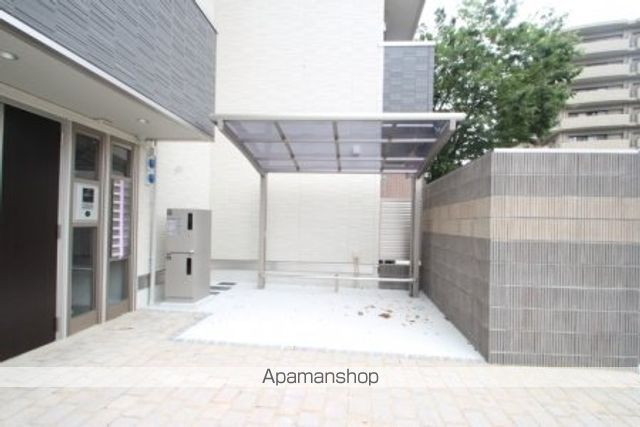 AVENUE263の玄関写真