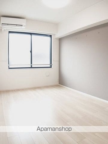 セブンヒルズIIIの内装写真