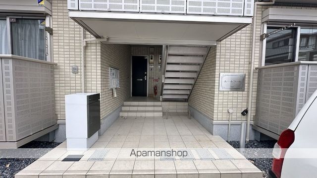 エールコートの玄関写真