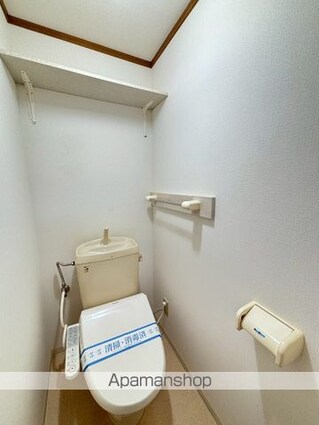 マンションＲＥＦＩＮＡＤＯ[3LDK/64.92m2]のトイレ