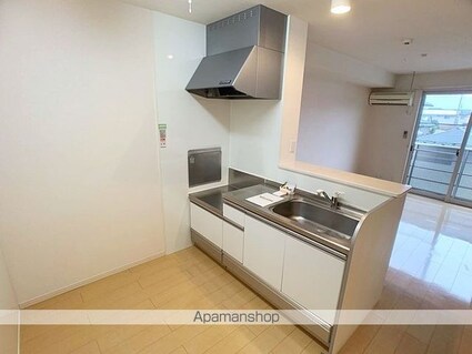 ルーエ三本柳　ＡＢ[1LDK/33.39m2]のキッチン