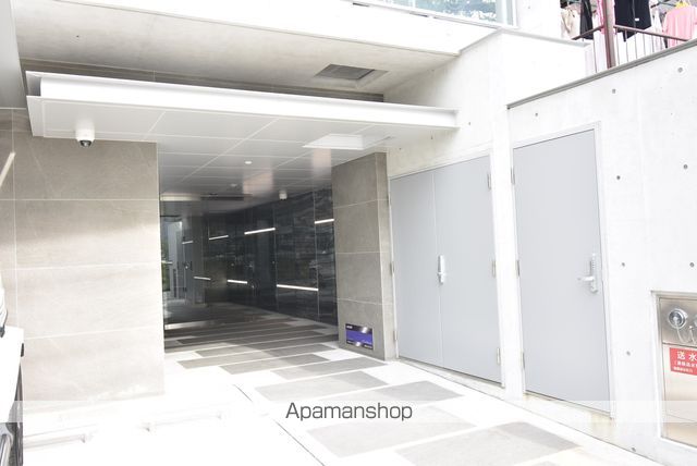 LIFEMENT K小網町の玄関写真