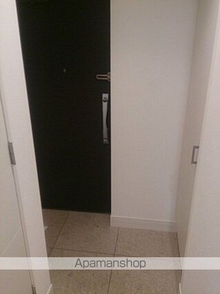 東京都武蔵野市吉祥寺本町１丁目[1K/28.76m2]の玄関