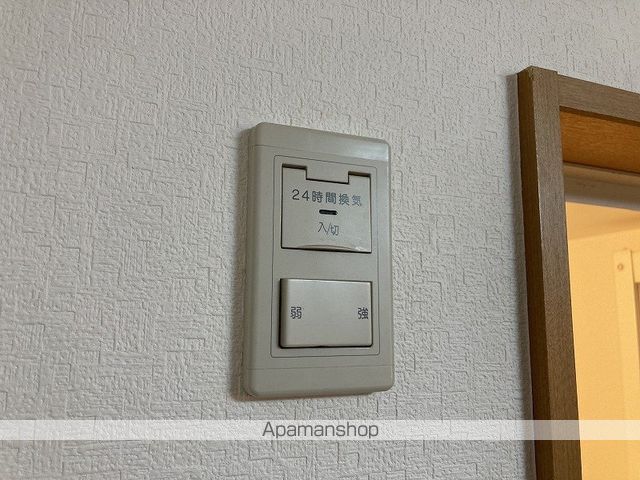サンシャルム万代の内装写真