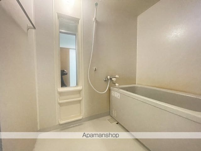 珪州館IIの内装写真