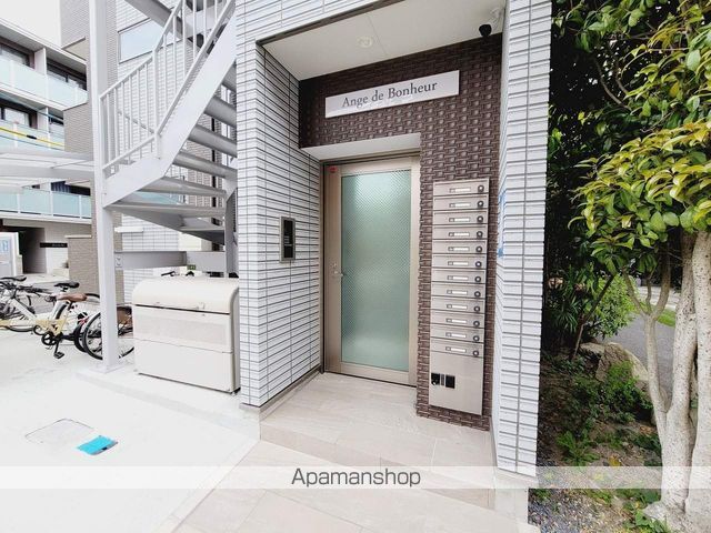 ANGE DE BONHEURの玄関写真