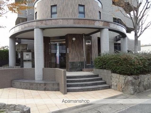 サントラップアベニューの玄関写真