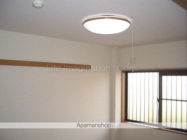 クレストビレッジIIIの内装写真