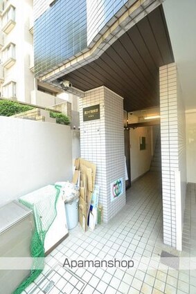 黒ひげ海賊団（旧　Ｂｒｉｌｌｏ広瀬北町）[1K/16m2]のエントランス2