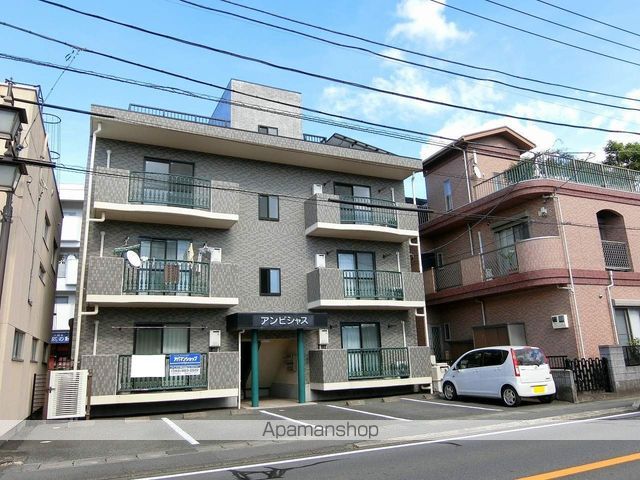 アンビシャスの外観写真