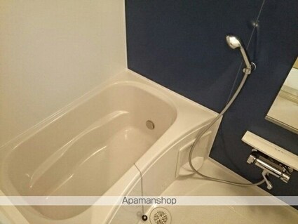 アヴニール西重根Ⅱ[1LDK/45.89m2]のバス