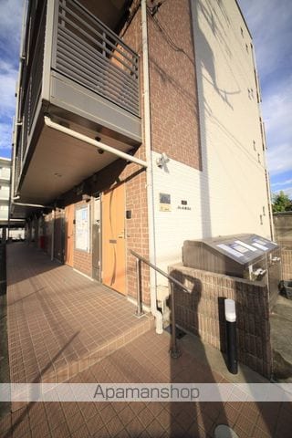 ミランダクレール 西八王子の玄関写真