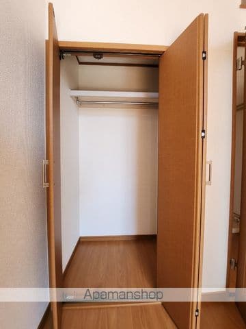メインシティガーデン 新井弐番館の内装写真