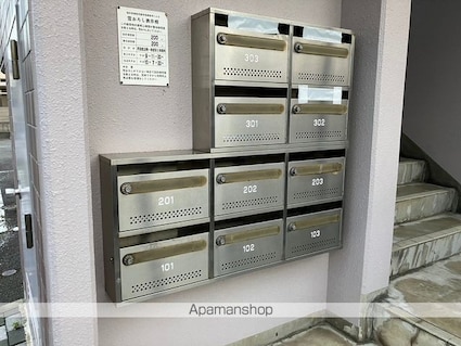 プラセール春日[3DK/65.53m2]の共用部3