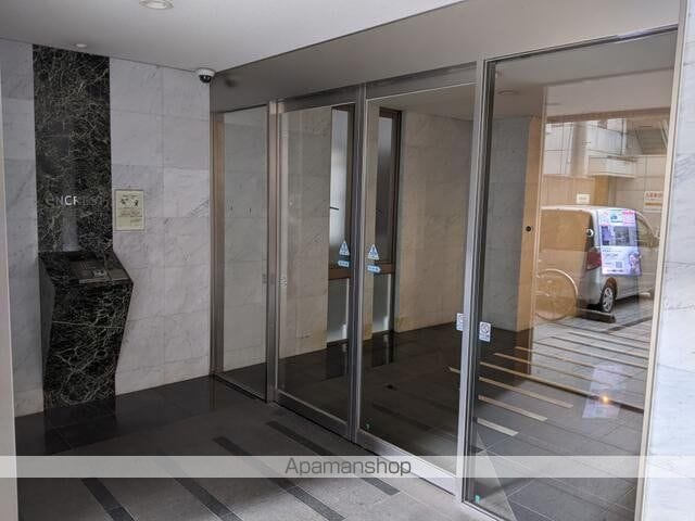 エンクレスト舞鶴の玄関写真