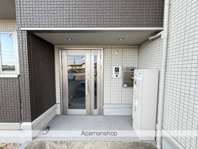 アヴニール西福原の玄関写真