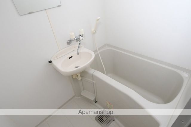 レオパレスFlat新栄の内装写真