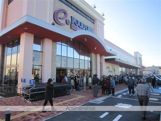 ファミール神田の周辺写真