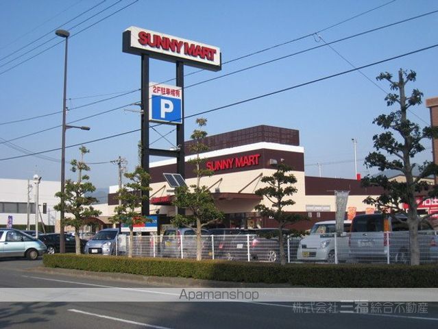 三好一戸建の周辺写真