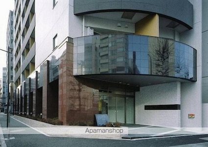 東京都千代田区岩本町３丁目[1K/23m2]のエントランス