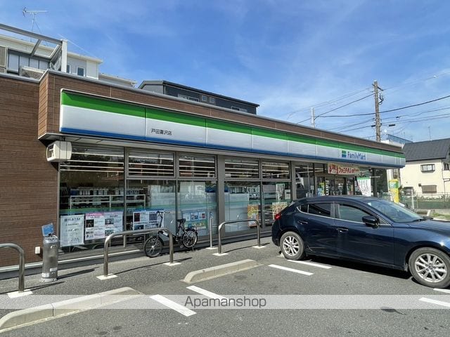 ホワイトジュネスの周辺写真