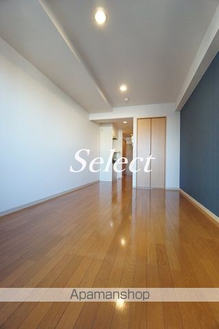 ヨコハマKYTビルディングの内装写真