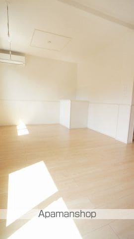 富士宮市 2階建 築9年の内装写真
