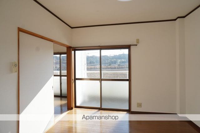 URARAIIの内装写真