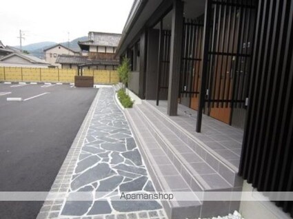 ウィット西川口[2LDK/61.14m2]のエントランス
