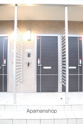ハイツブエイの玄関写真
