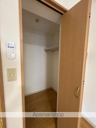 コンフォート松縄[1K/32.34m2]の収納